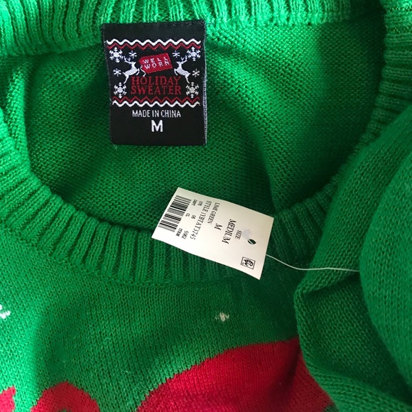 Christmas Sweater Santa Claus Medium Crewneck - Picture 5 of 5